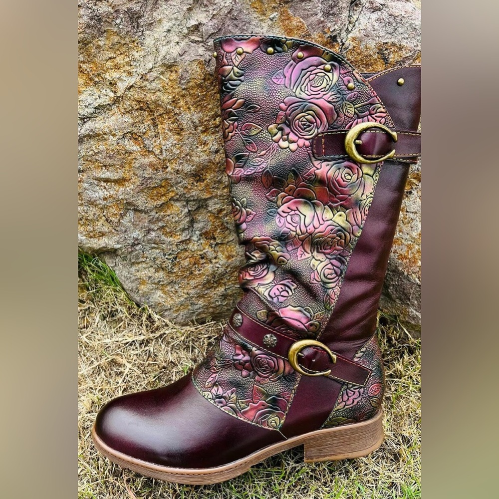 NWT- Super Lady Star Boots